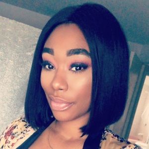 Meet your Posher, Chimere fashion blogger.